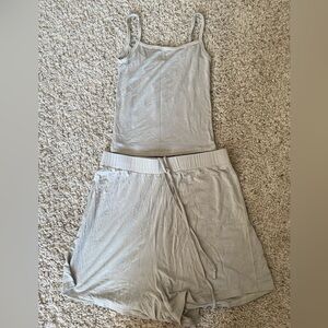 Skims PJ/ lounge set.  Size XS